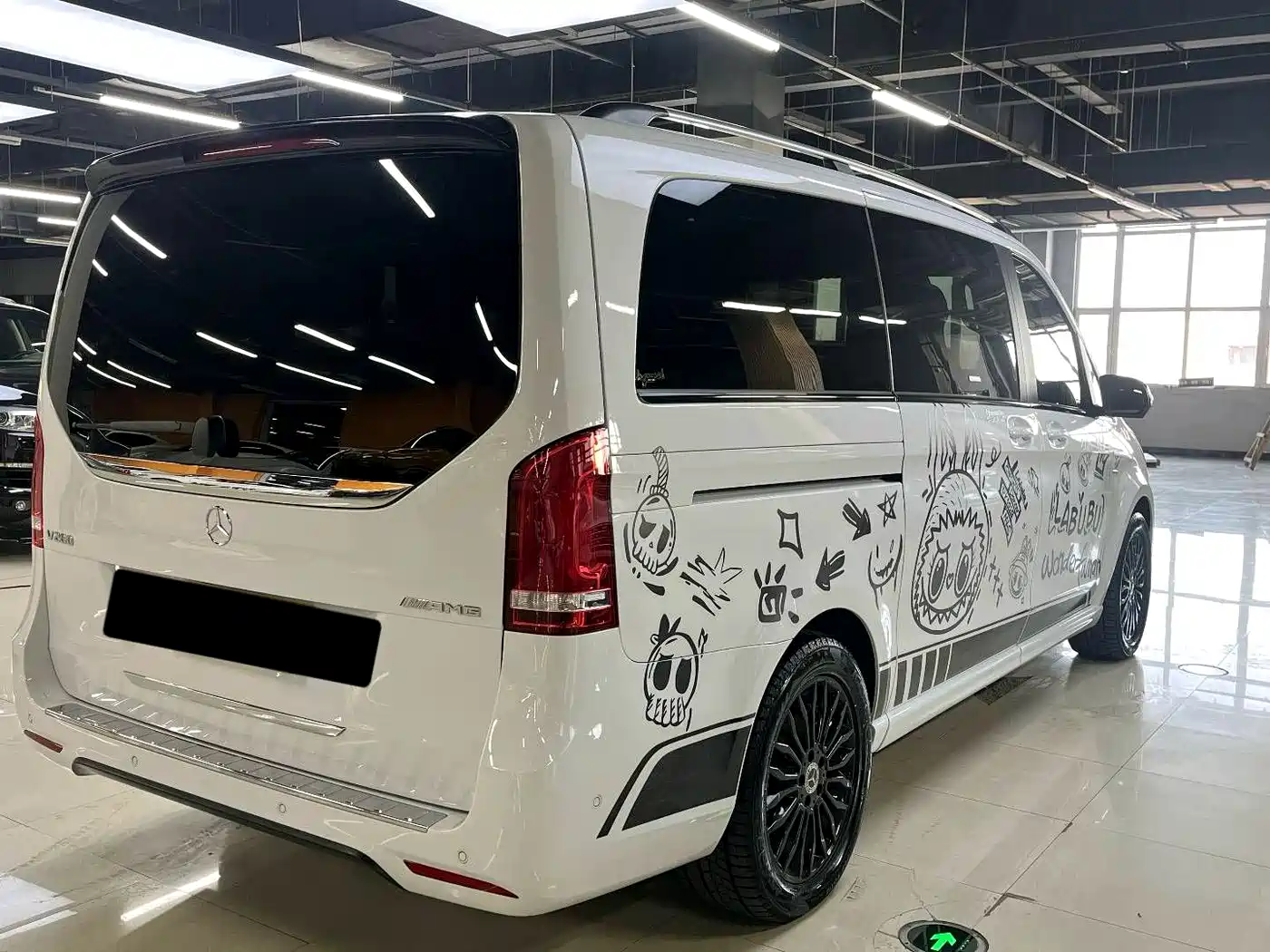 Mercedes-Benz V-Class 2018 V 260 AMG Sport Edition China V фото 9