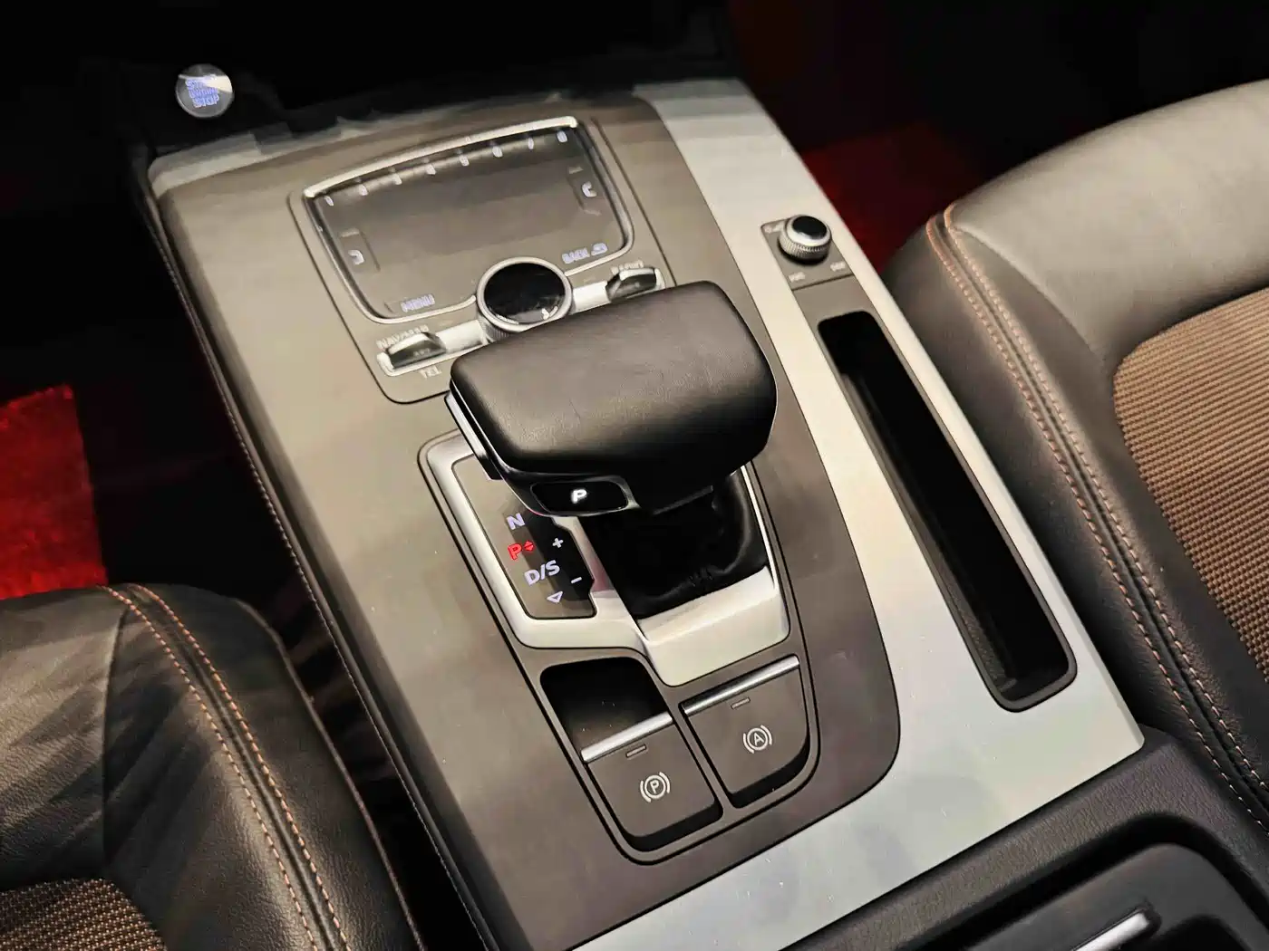 Audi Q5L 2018 40 TFSI Prestige Fashion (China V) фото 13