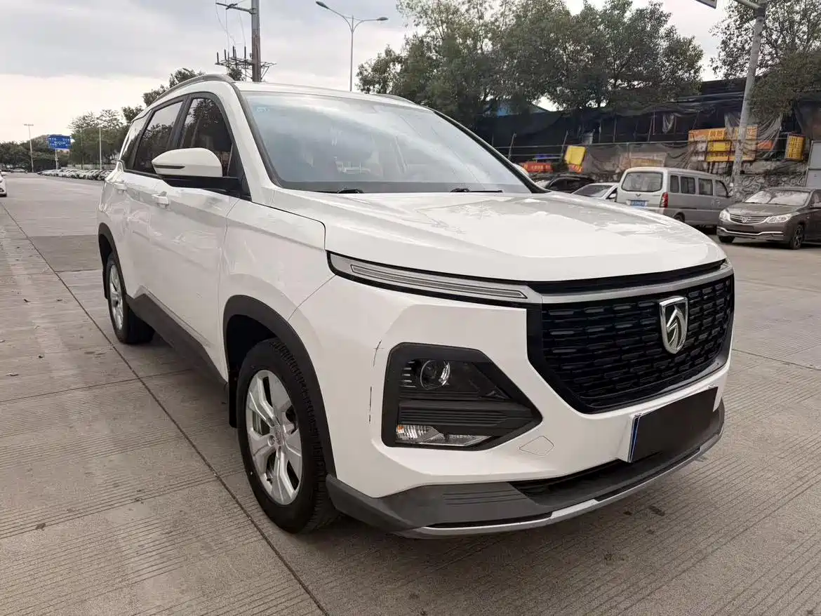Baojun 530 2020 2020 1.5T Manual Comfort 6-seater