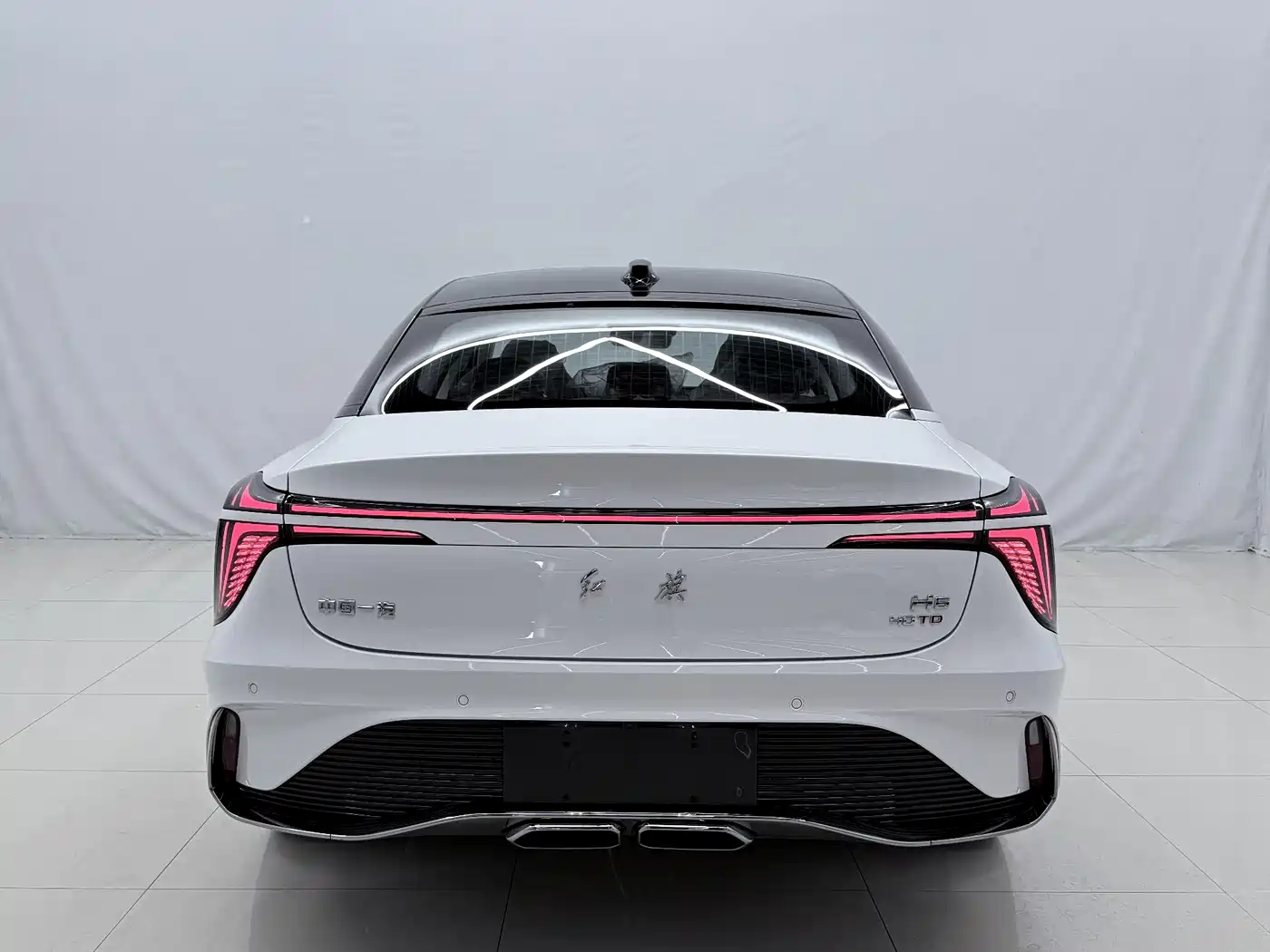 Hongqi H6 2025 Model 2.0T Beauty Edition фото 18