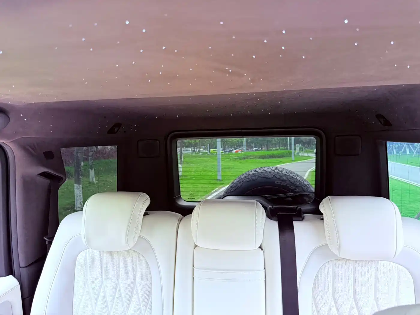 Mercedes-Benz G-Class 2019 G 500 фото 12