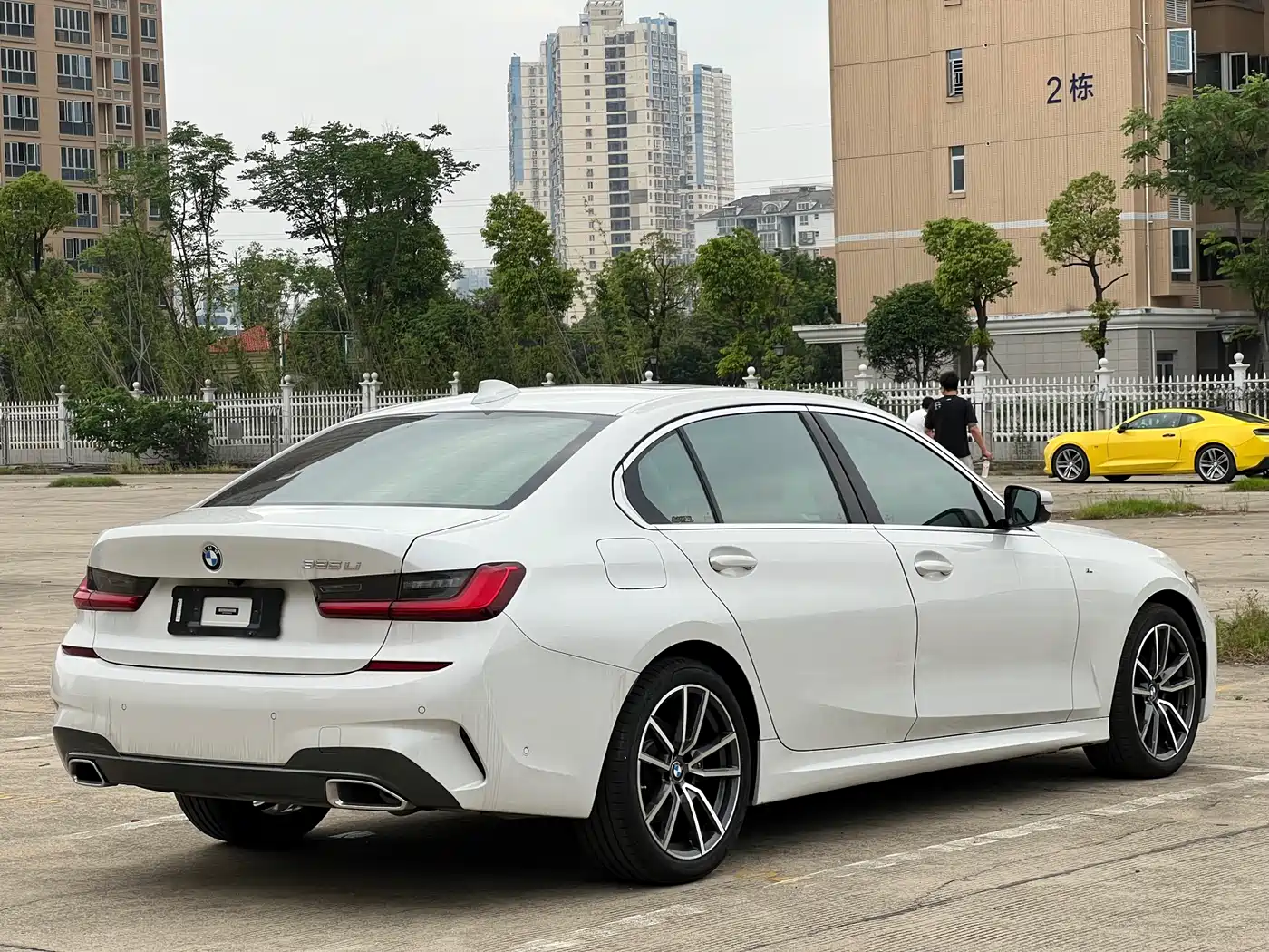 BMW 3 Series 2020 325Li M Sport Package фото 12