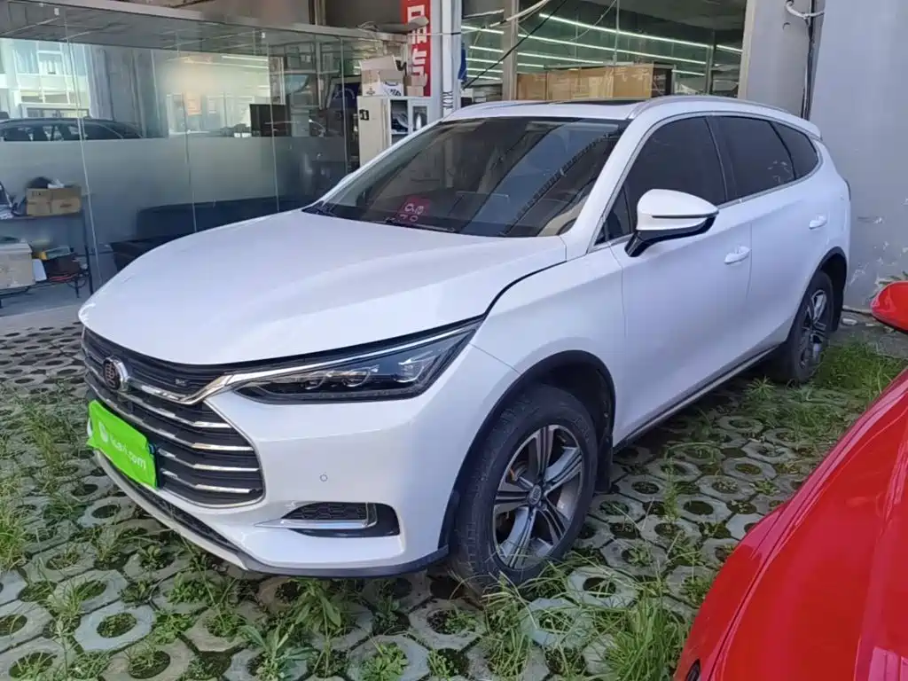 BYD Tang 2019 2019 2.0T Automatic Smart Connect Luxury 5-seater China VI