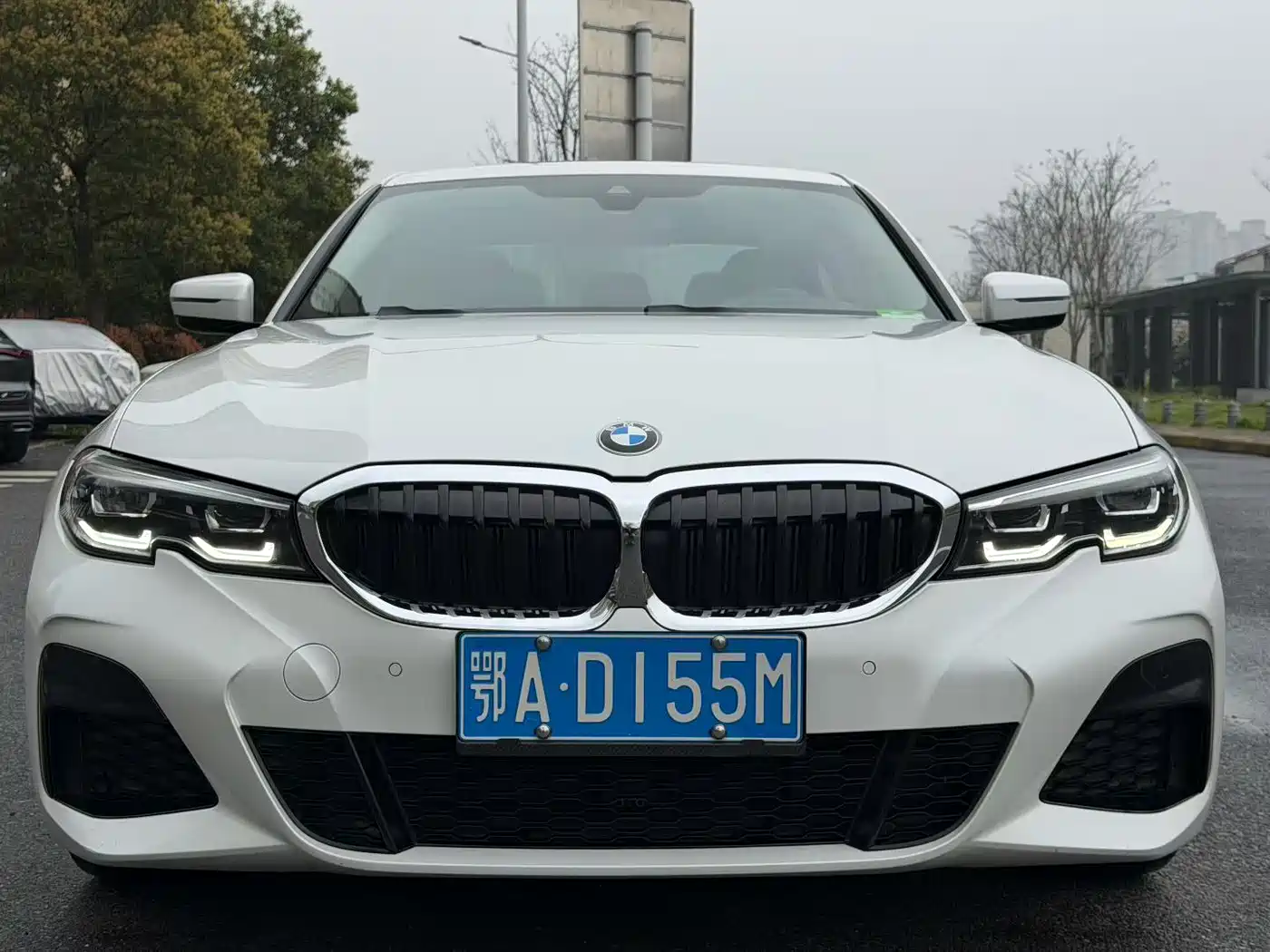 BMW 3 SERIES