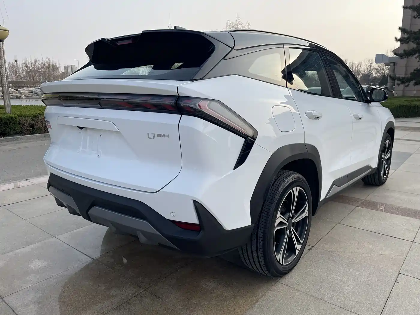 GEELY GALAXY GALAXY L7