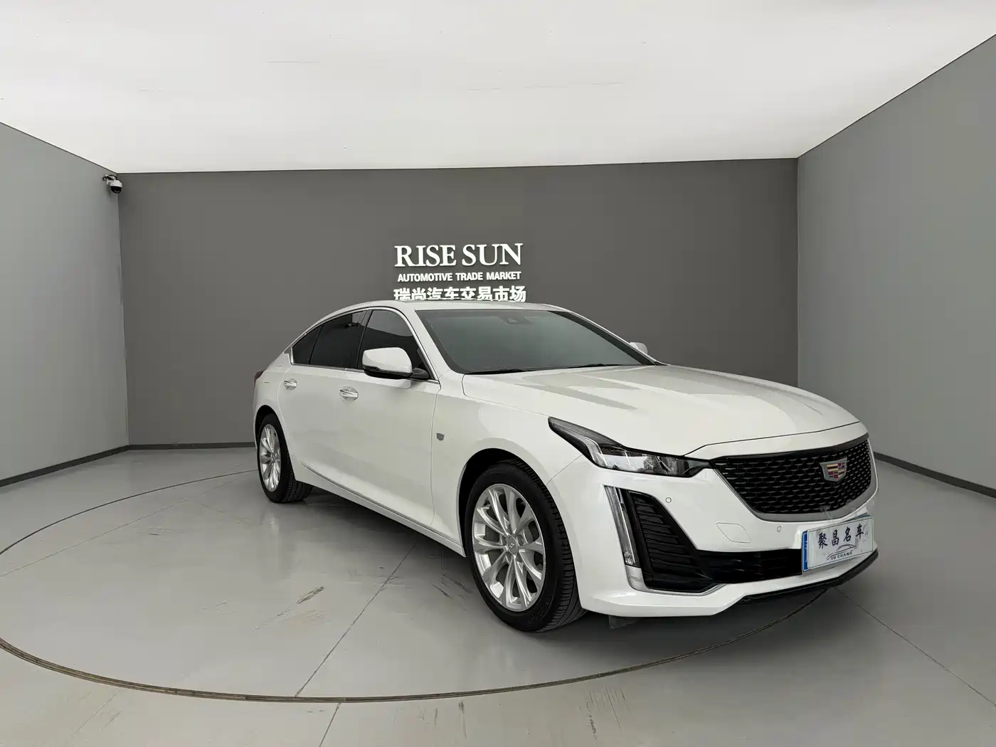 Cadillac CT5 2023 28T Luxury Style (Standard Edition) фото 3