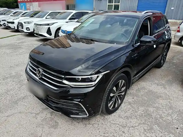 Volkswagen Tiguan L 2022