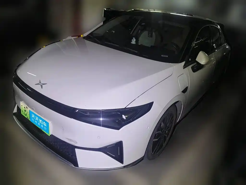XPeng P5