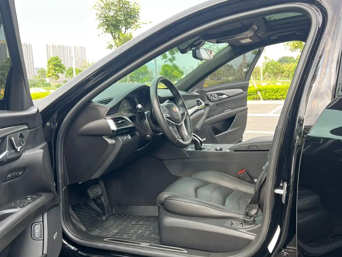 Cadillac CT6 2020 28T Leading Sport фото 7