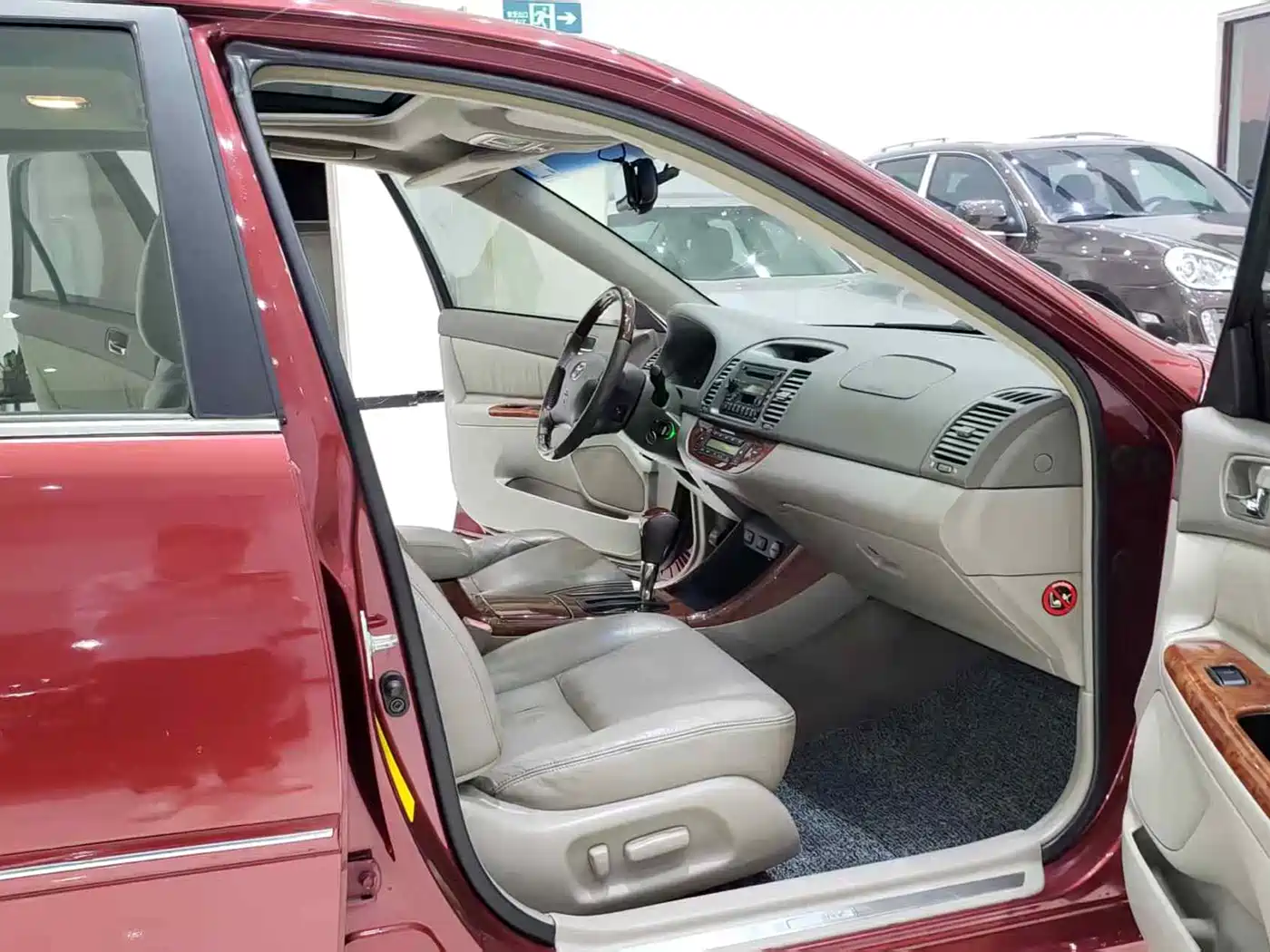 Toyota фото 6