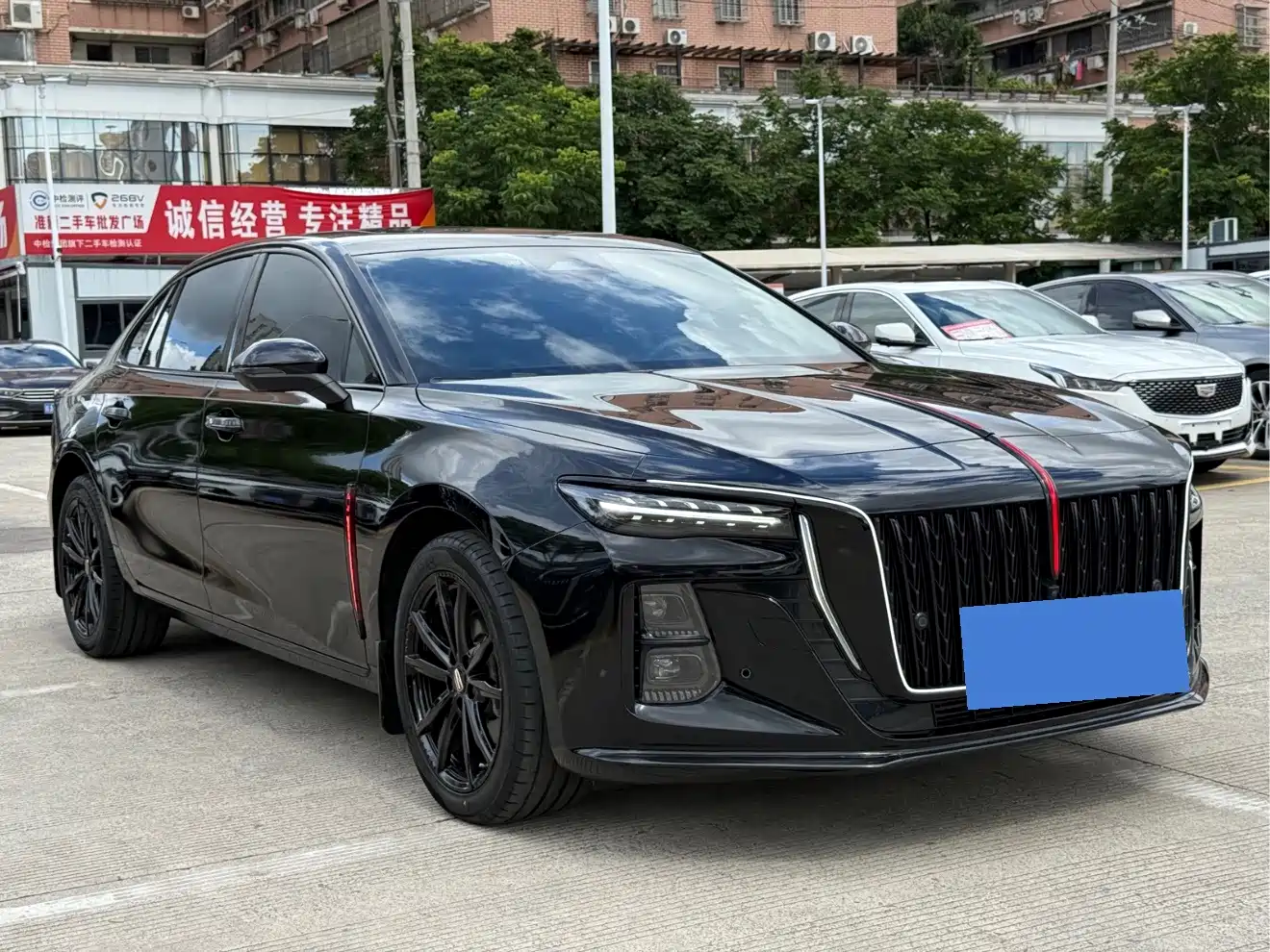 Photo 3 - Hongqi H5