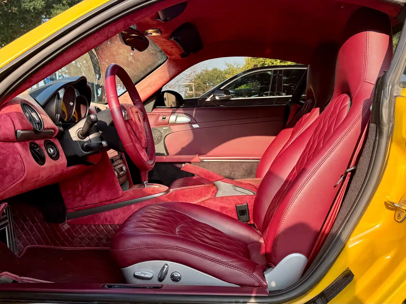 Porsche Cayman фото 9
