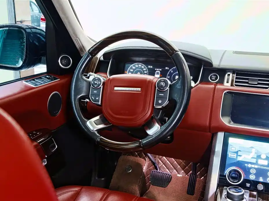Land Rover Range Rover 2015 3.0 TDV6 Vogue фото 10