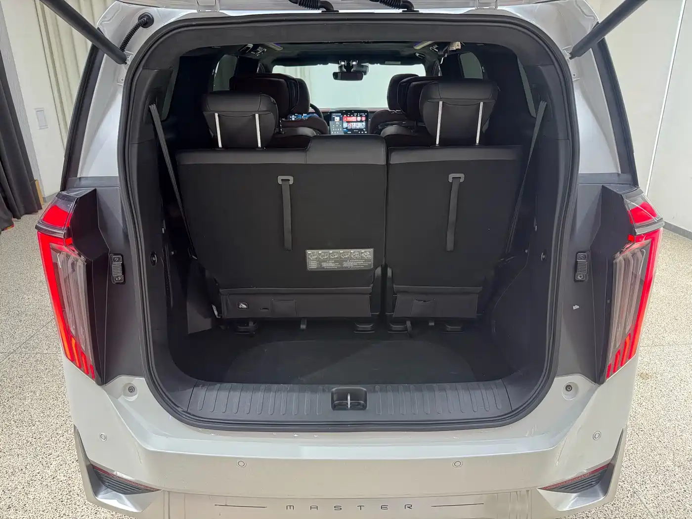GAC Trumpchi Trumpchi M8 2023 Model Master Series 400T Flagship Edition фото 42