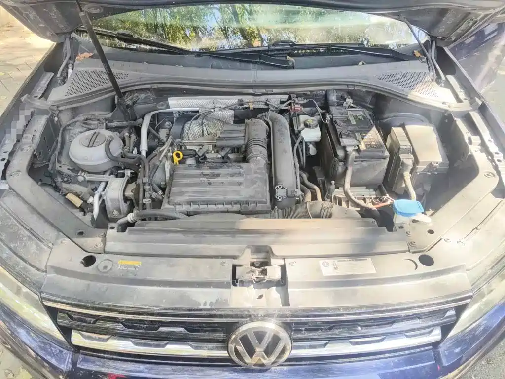 Фото 3 - Volkswagen Tiguan