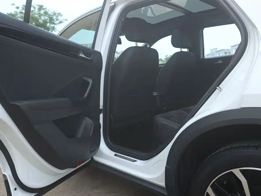Volkswagen T-ROC 2021 280TSI DSG 4WD Luxury Connected фото 12