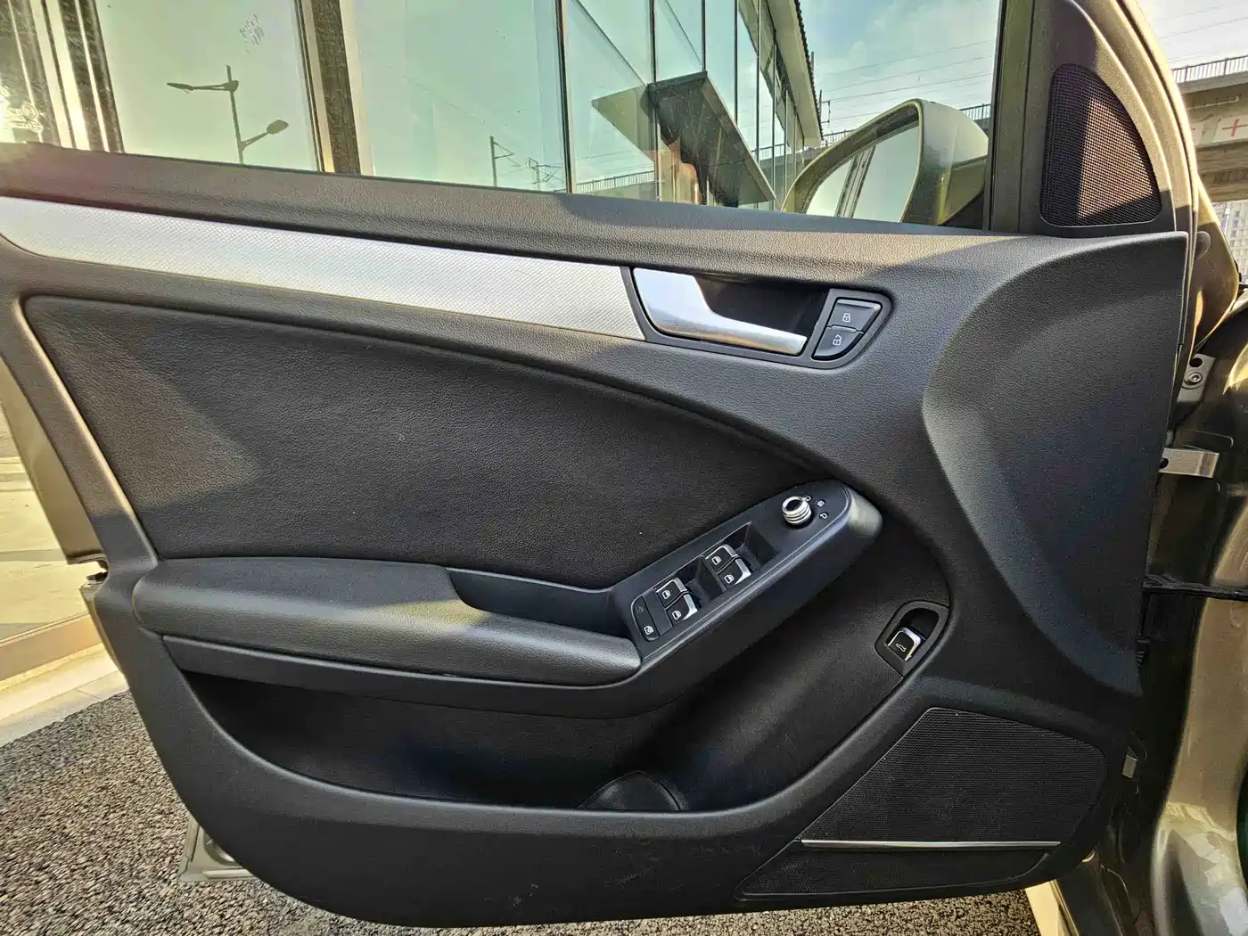 Audi A4L 2013 35 TFSI Automatic Standard фото 5