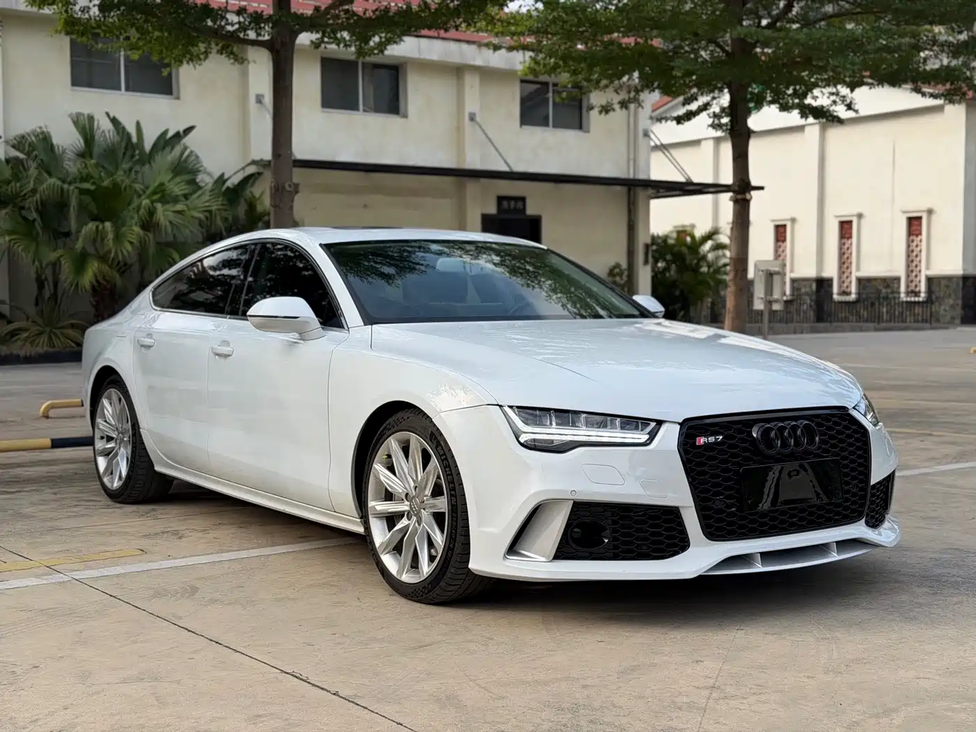Audi A7 2014 50 TFSI quattro Comfort Edition фото 3