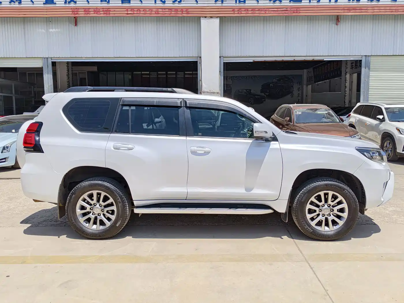 Toyota Prado 2018 3.5L Automatic TX-L Rear-mounted Spare Tire фото 5