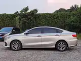 Фото 5 - Geely Binrui