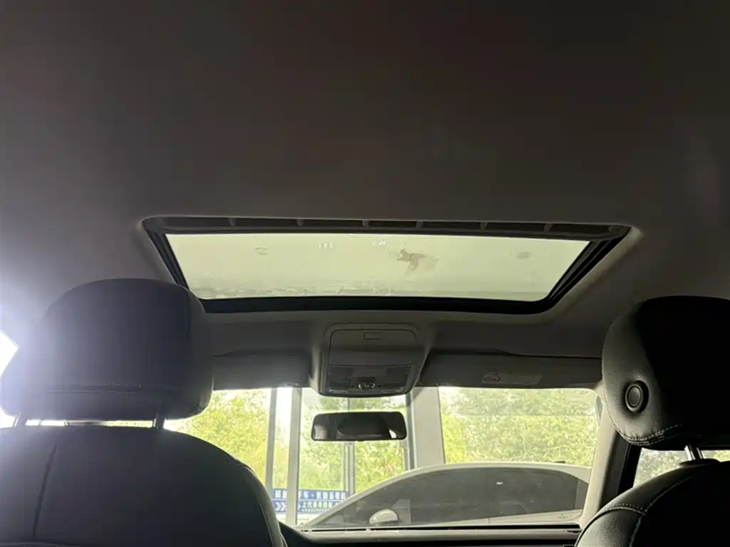 Volkswagen Passat 2017 280TSI DSG Elegance фото 15