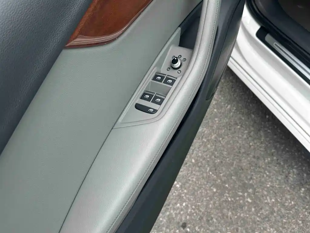 Audi A4L 2020 40 TFSI Luxury Elegance фото 17