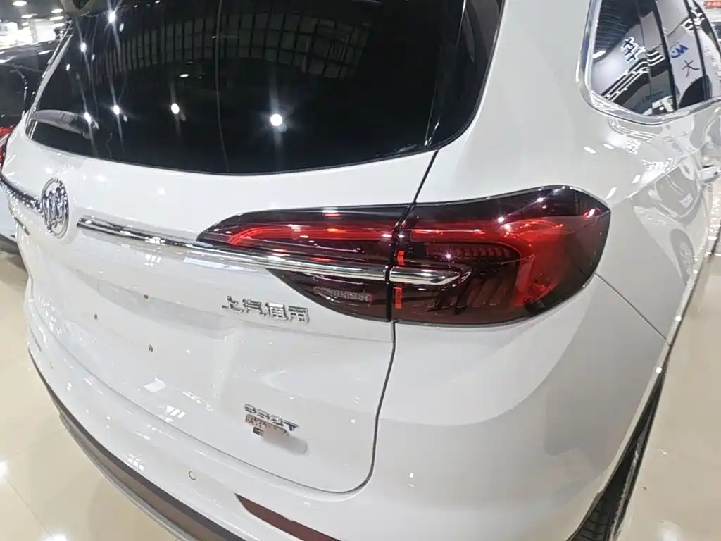 Фото 8 - Buick Envision Plus