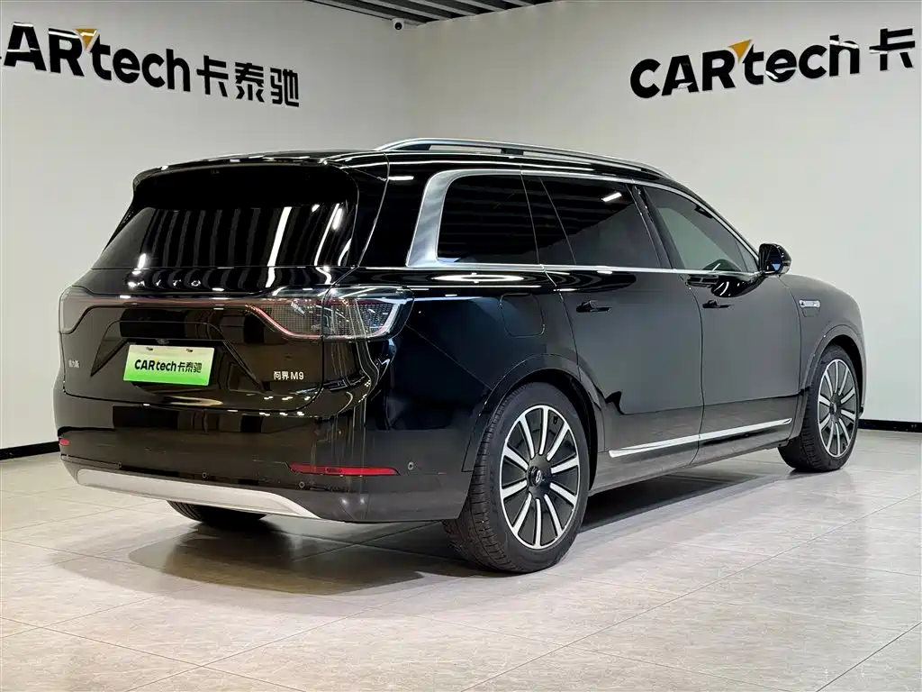 AITO Wenjie AITO M9 2024 Model Extended Range Ultra Edition 52kWh 5-Seater фото 3