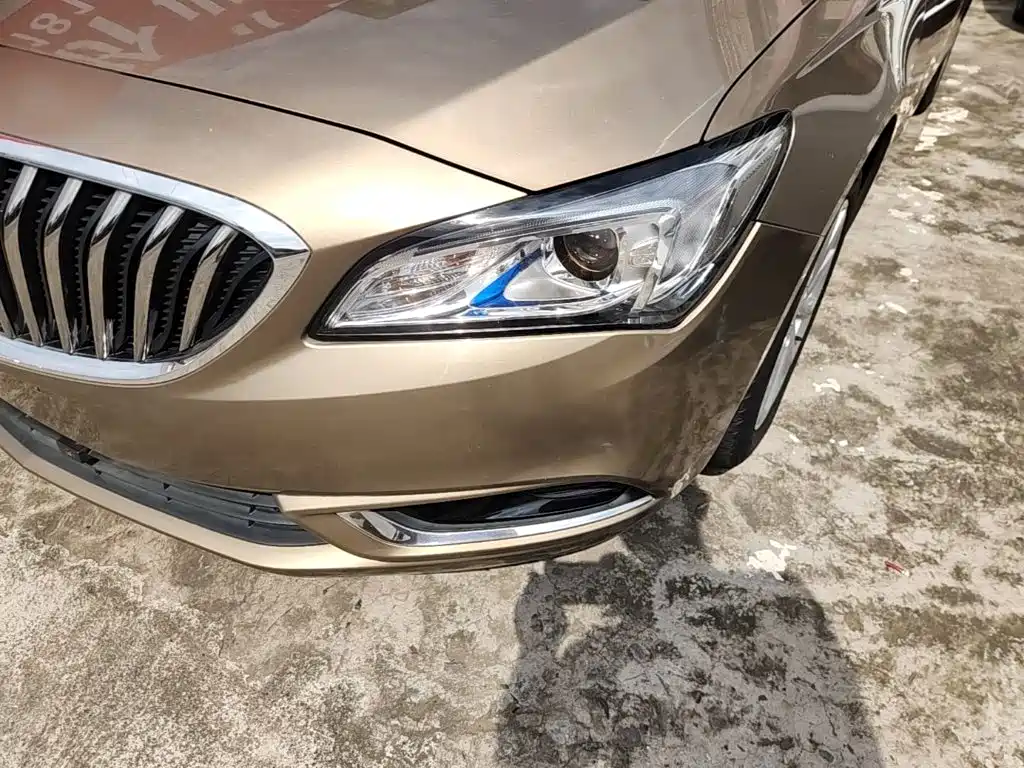 Photo 24 - Buick Verano