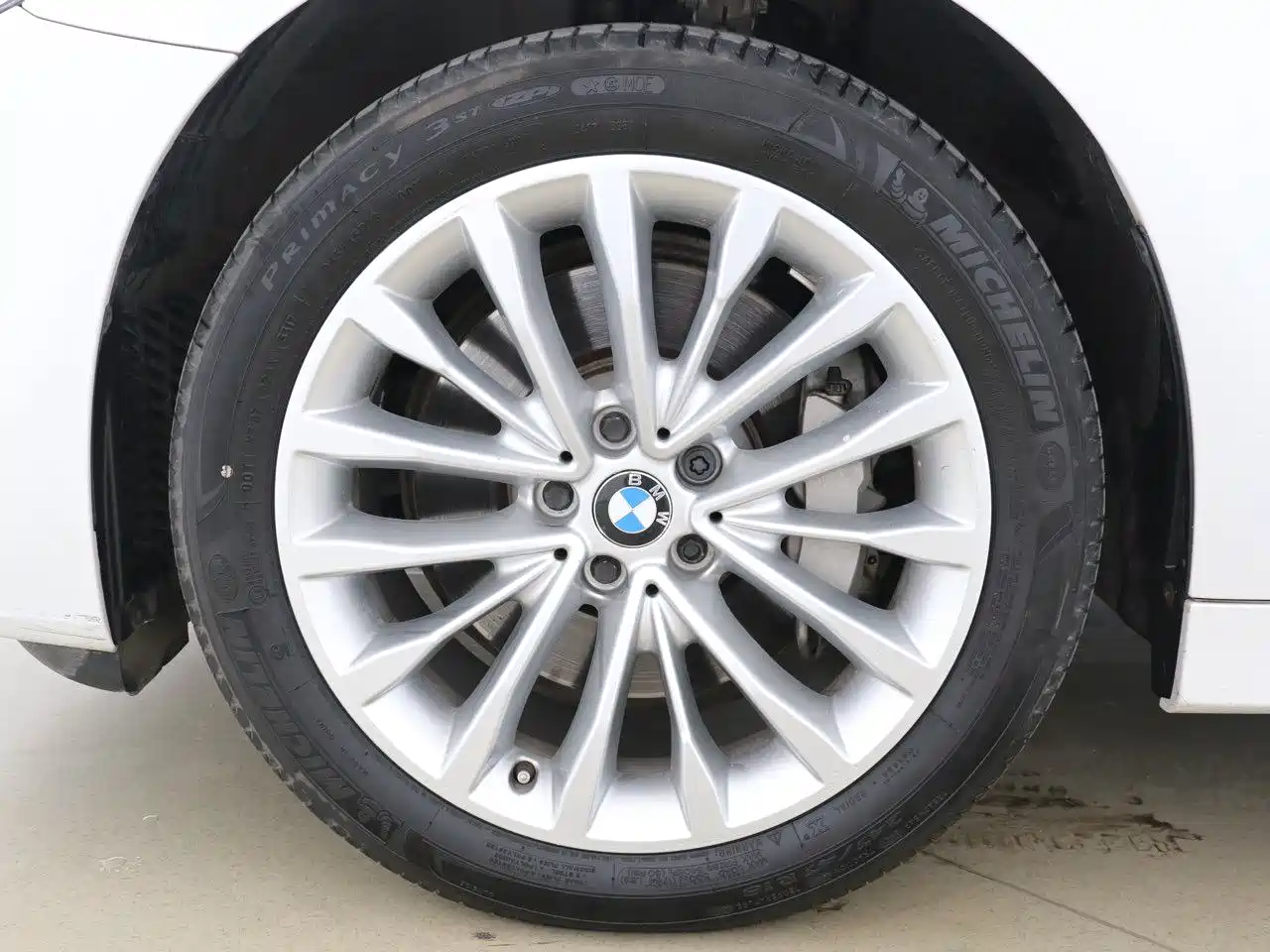 BMW 5 Series 2018 Facelift 530Li xDrive Luxury Package фото 5