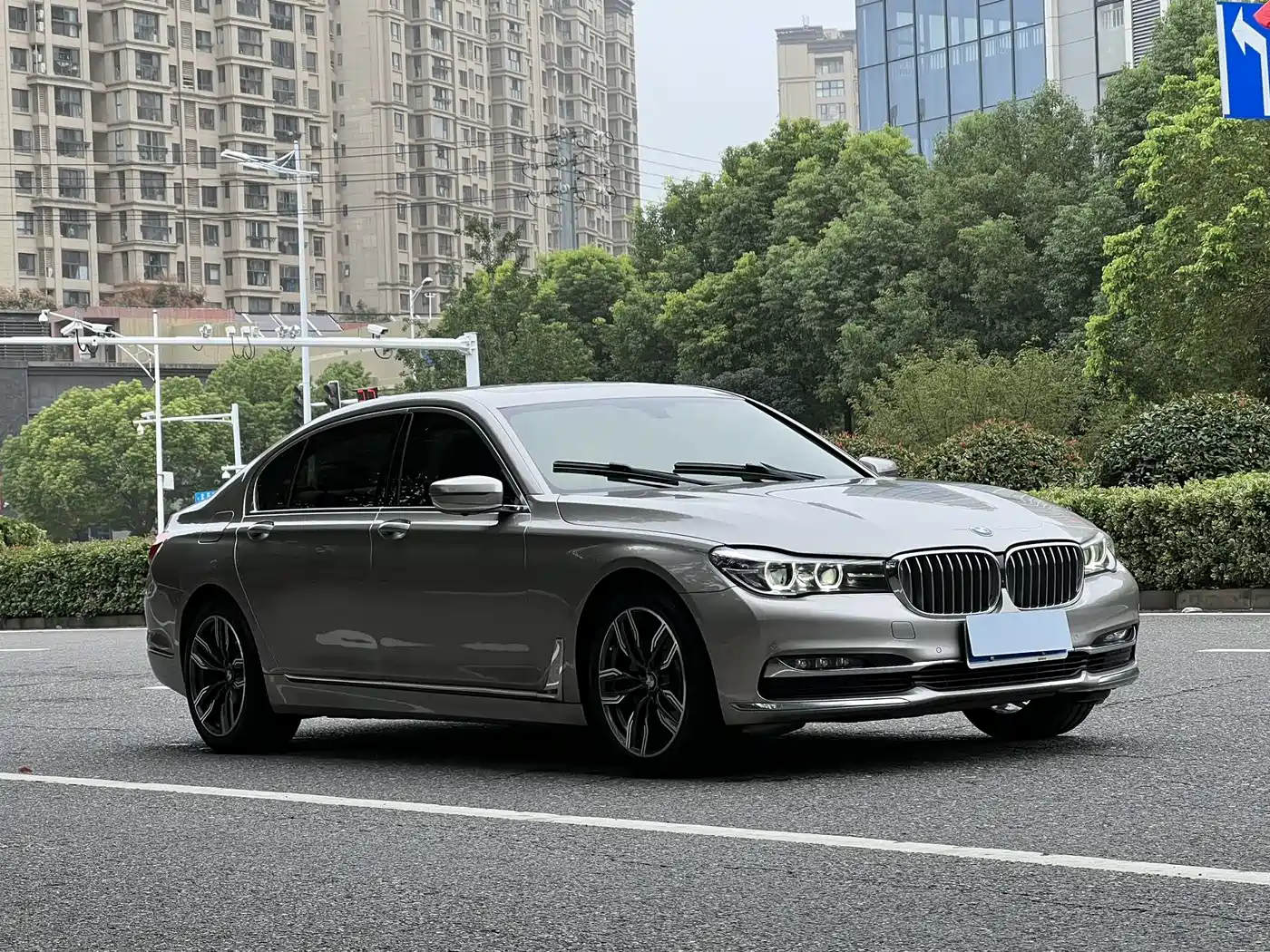 BMW 7 Series 2018 730Li Leading Type Excellence Package фото 3