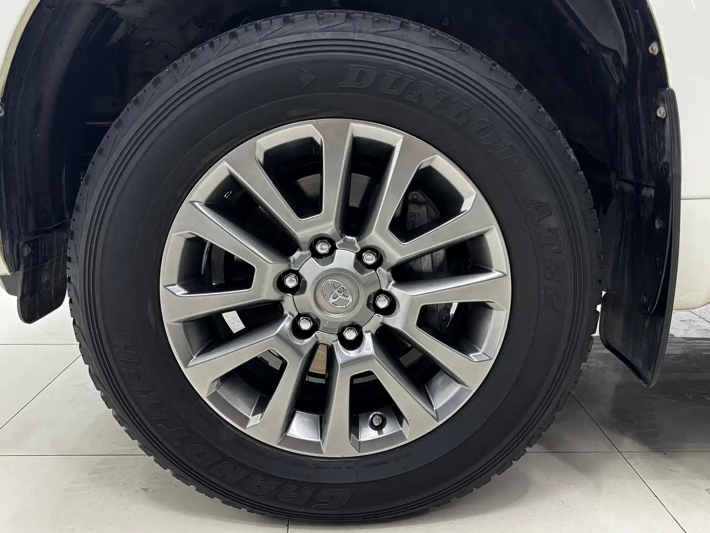 Toyota Prado 2018 3.5L Automatic TX-L Rear-mounted Spare Tire фото 20