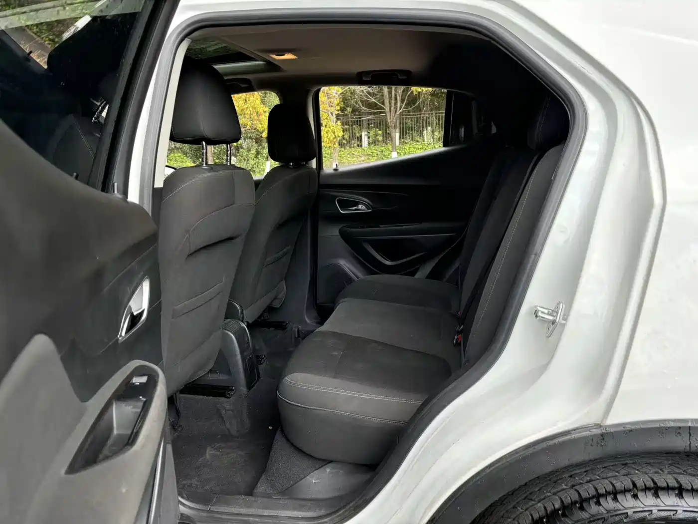 Buick Encore 2014 1.4T Automatic 2WD Urban Elite фото 9