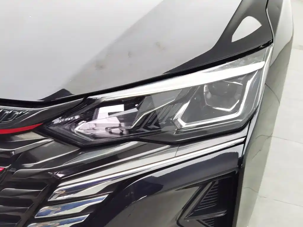 Dongfeng Aeolus Yixuan MAX 2022 2021 1.5T Super Dad Edition