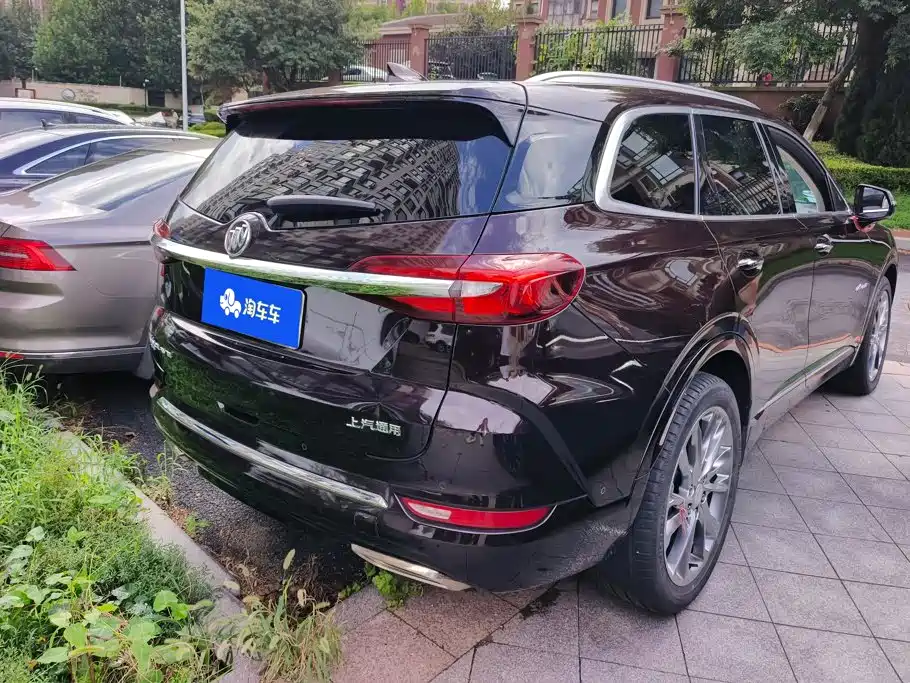 Buick Enclave 2023 2022 652T 4WD Avenir 6-Seater