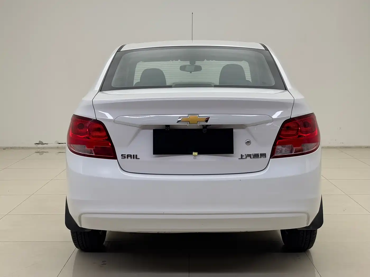 Chevrolet Sail 2015 Sail 3 1.3L AMT Ideal Edition фото 5