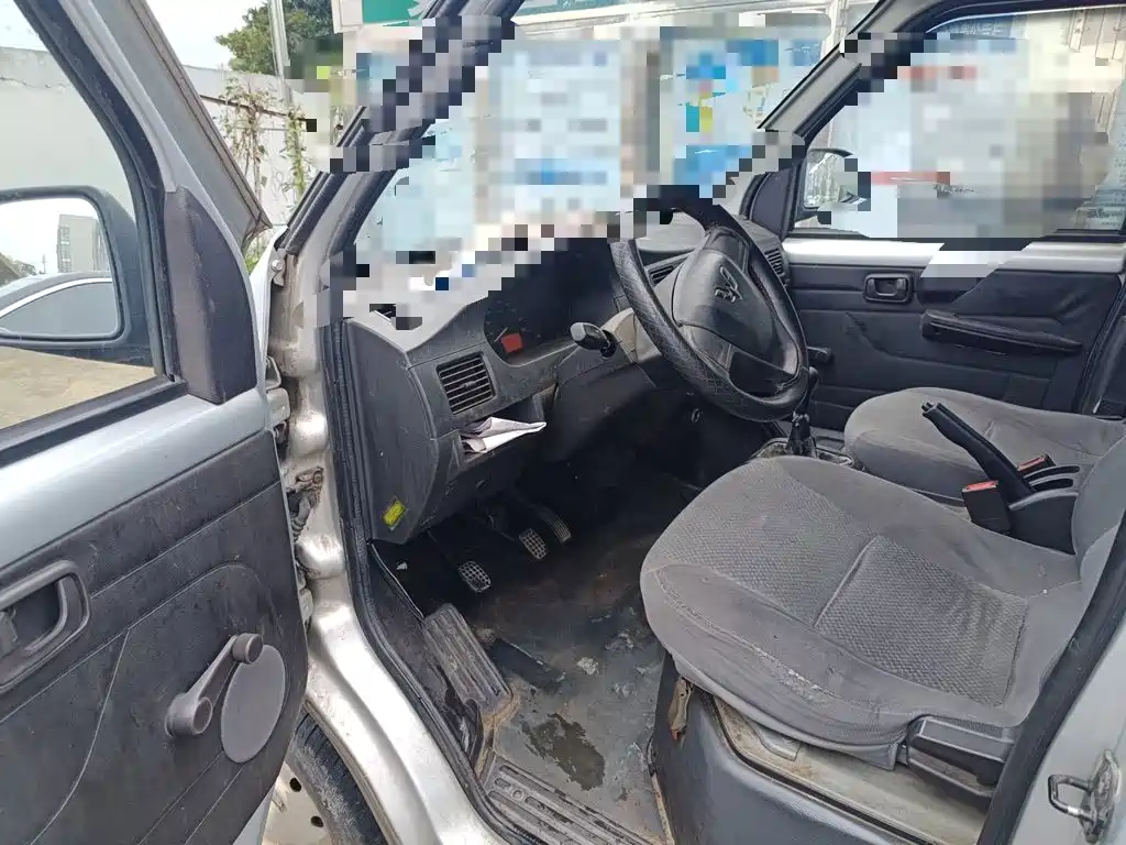 Wuling Motors Wuling Rongguang 2018 2017 1.5L Extended Basic
