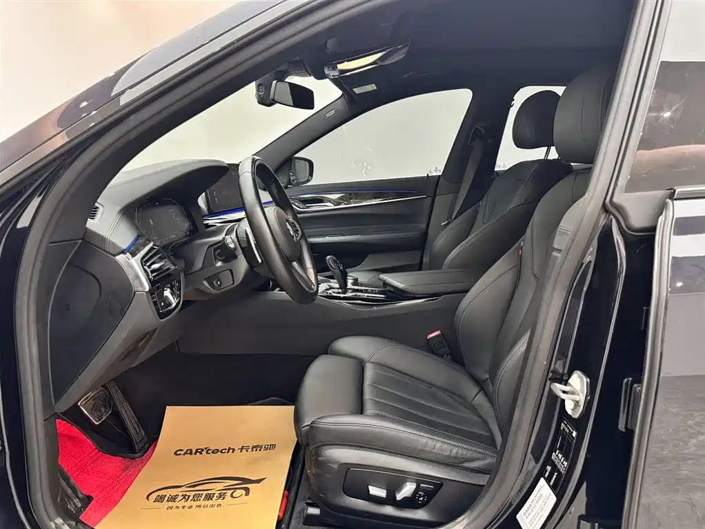 BMW 6 Series GT 2021 630i M Sport Package фото 8