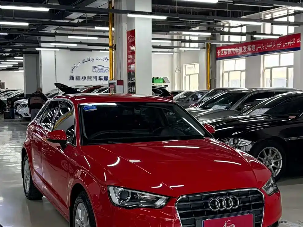 Audi A3 2016 Sportback 35 TFSI Progressive фото 3