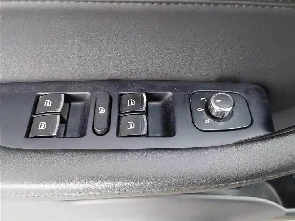 Haval H6 2018 Sport Edition 1.5T Manual 2WD Elite China V фото 9
