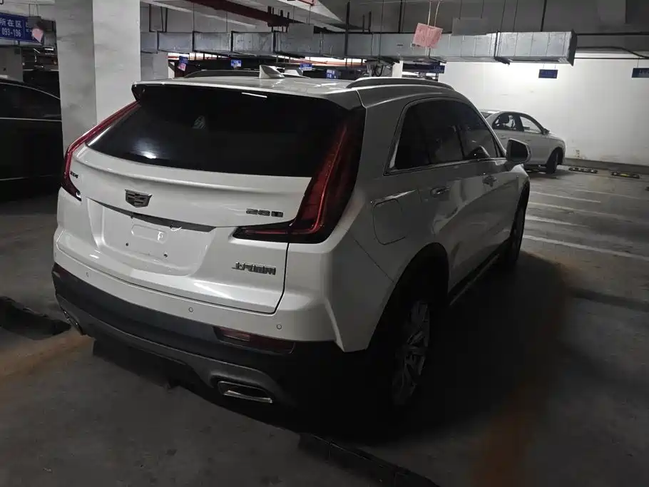 Cadillac XT4 2019 2018 Model 28T 2WD Luxury