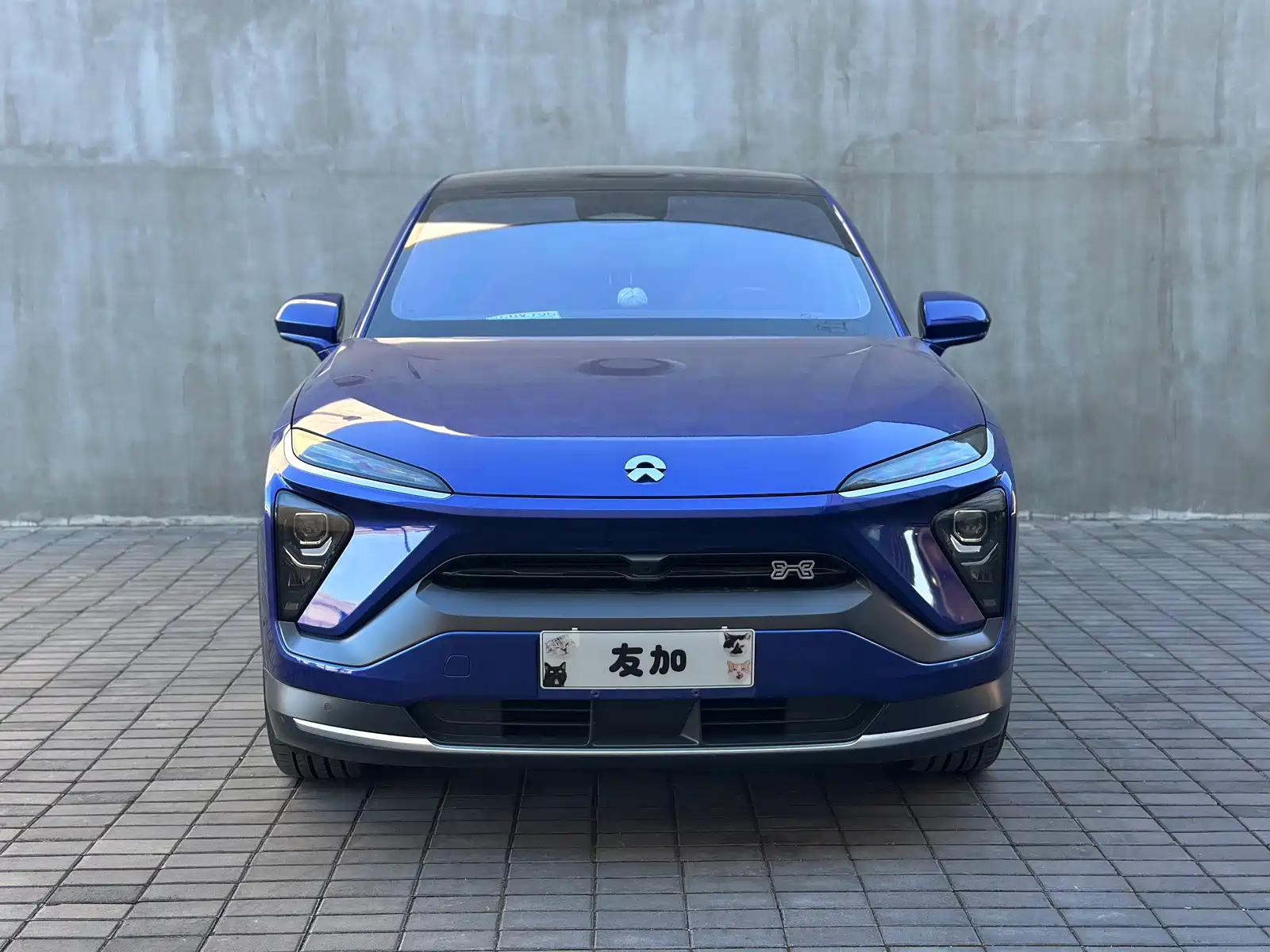 Photo 2 - NIO EC6