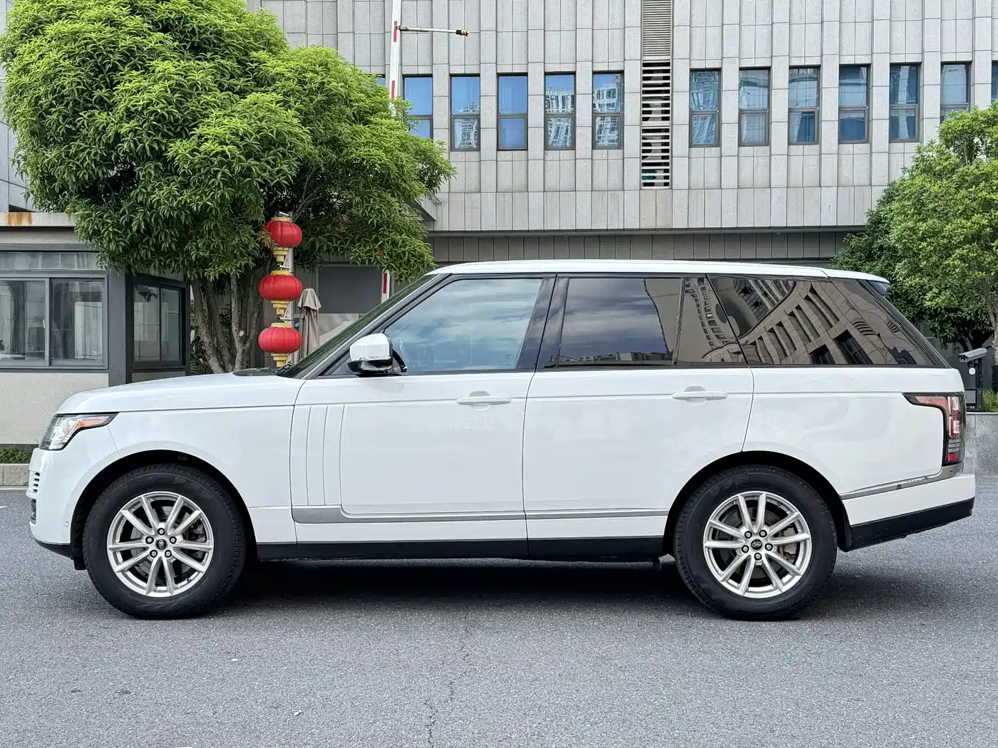 Land Rover Range Rover 2013 3.0 TDV6 Vogue фото 7