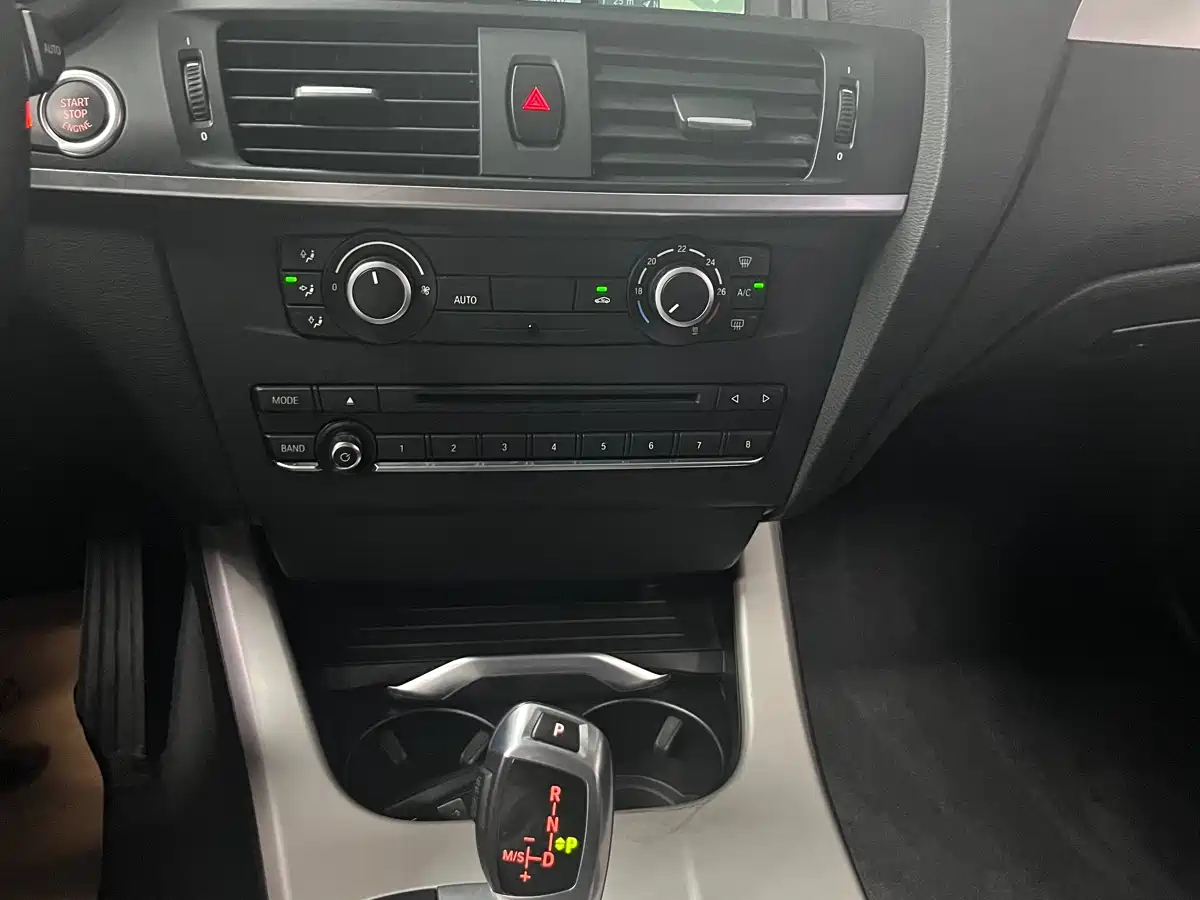 BMW X3 (Import) 2016 sDrive20i фото 9