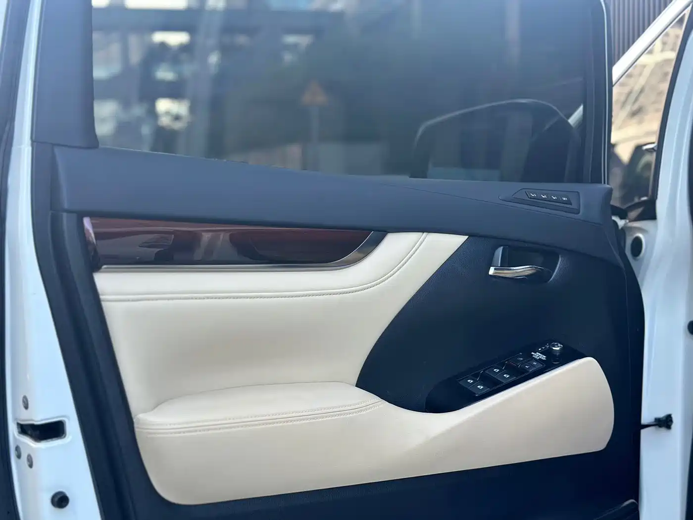 Toyota Alphard 2015 3.5L Luxury Edition фото 8