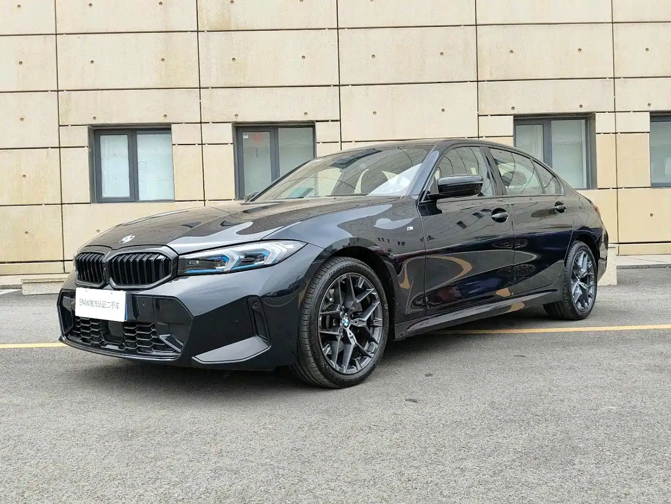 BMW 3 Series 2025 330Li M Sport Night Edition