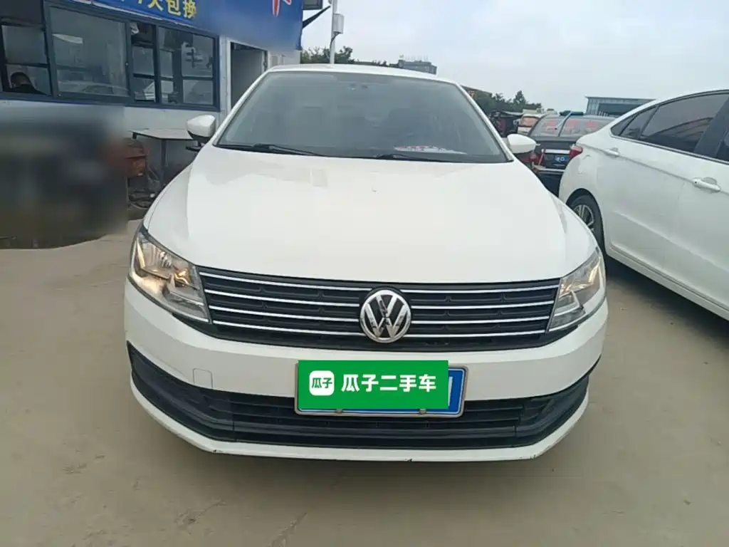 Фото 3 - Volkswagen Lavida