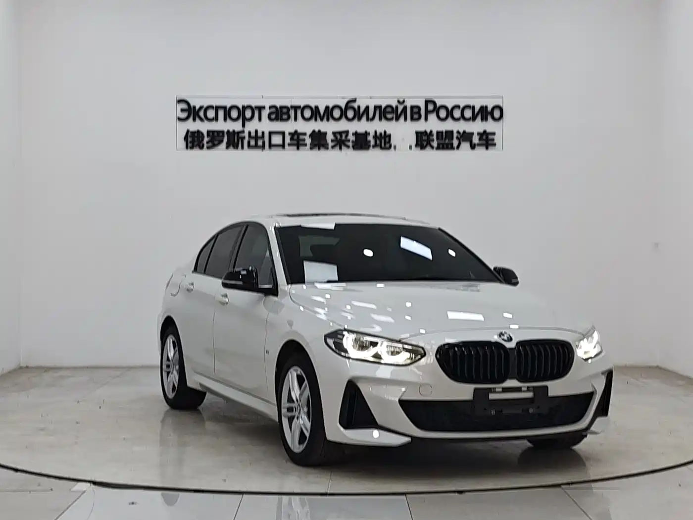 BMW 1 SERIES