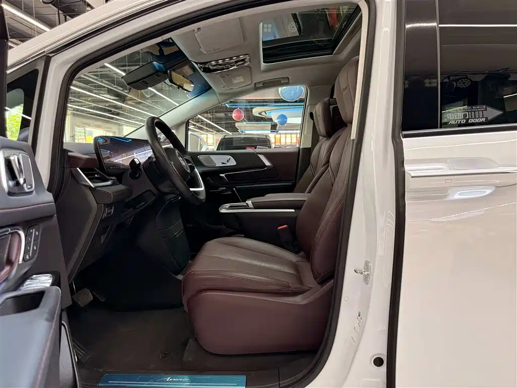 Buick Century 2023 2.0T 6-Seat World Edition фото 4