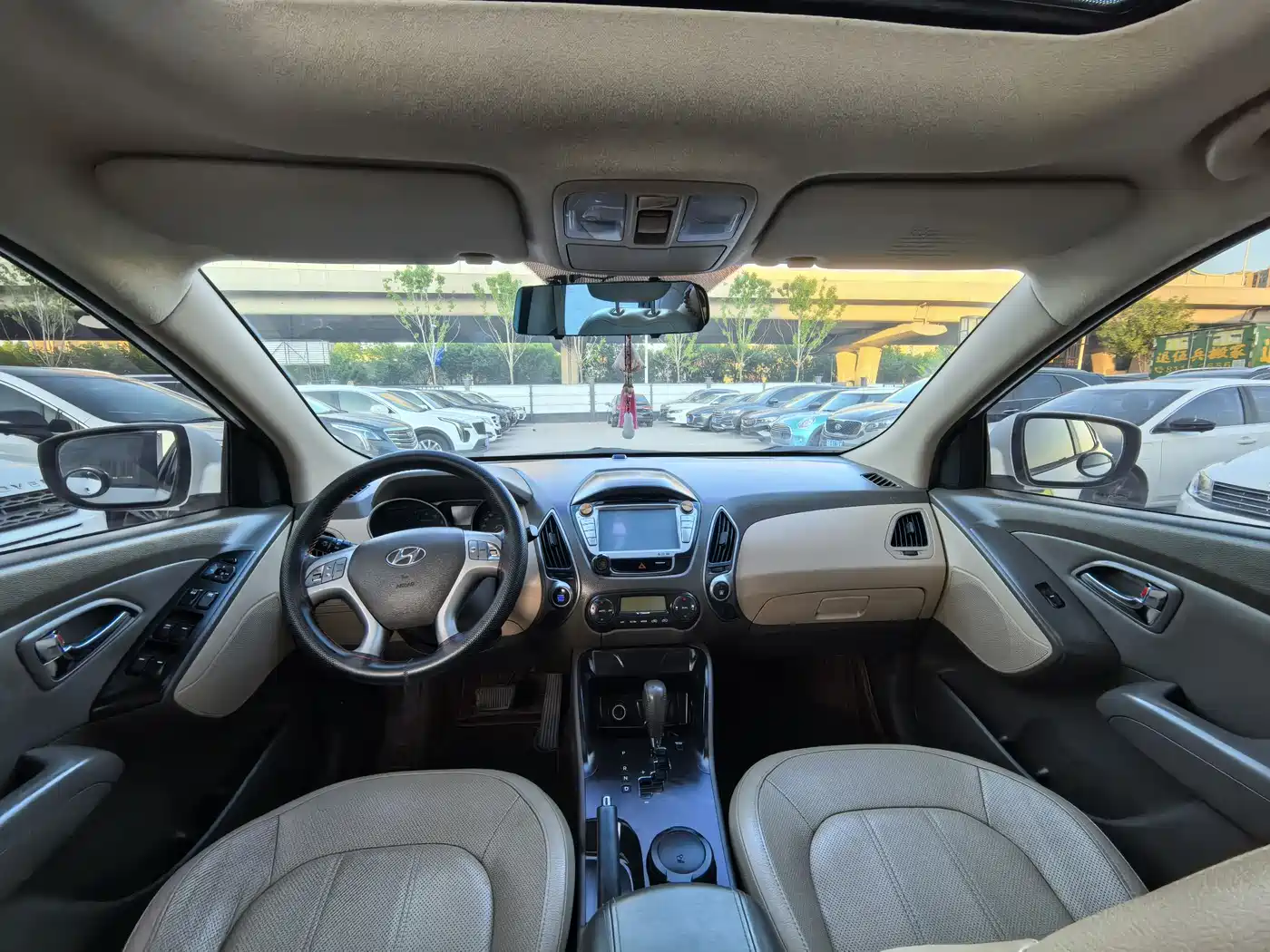 Hyundai Beijing Hyundai ix35 2013 2.0L Automatic 2WD Leading GLX China IV фото 7